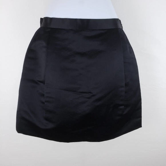 Sale🛍️ NWT Elie Tahari Black 100% Silk Eva Skirt Size 4 - Picture 1 of 6
